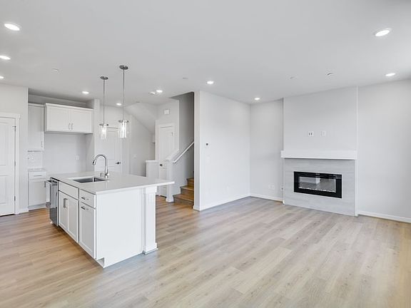 4th image of 13217 NE 127th Ct Unit D
