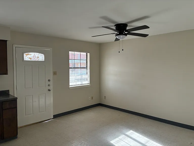 3801 Salinas Ave #7 — Photo 3