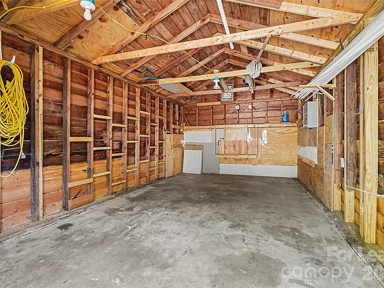 127 Cedar Dr NW — Photo 35