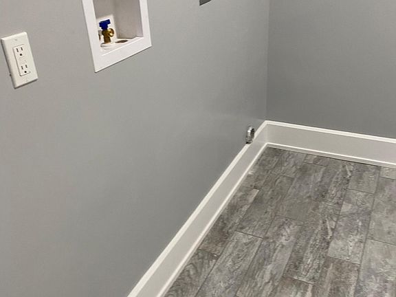 5th image of 351 Bryant Ave #2