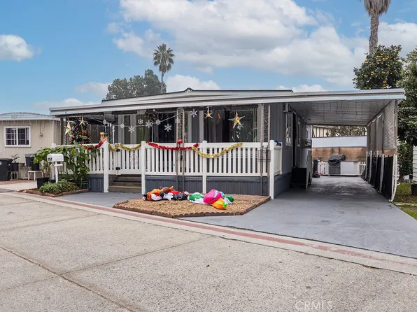 104 E Balboa Ln, Tustin, CA 92780