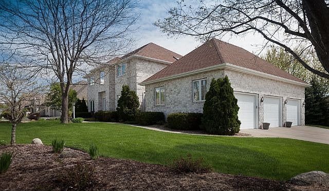 2nd image of 1775 Royal Crown Ct