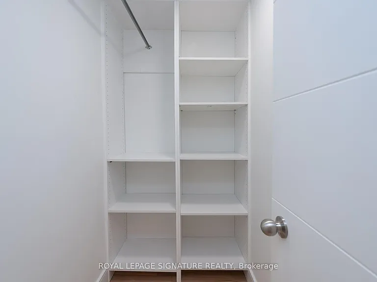 263 Hounslow Ave #BASEMENT — Photo 12