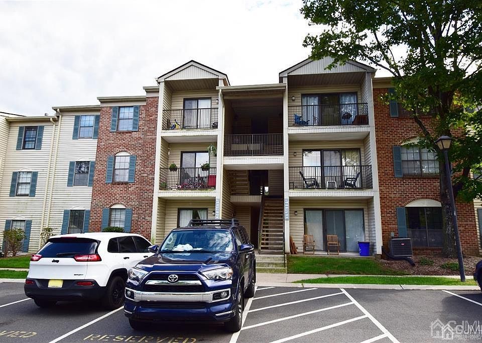 1st image of 41 Fisher Dr