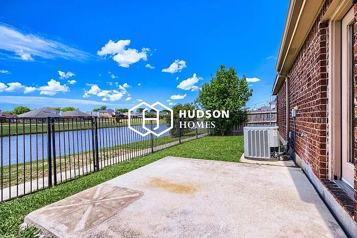 7406 Lake Front Trl — Photo 25
