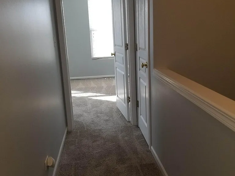 570 Conservatory Ln — Photo 24