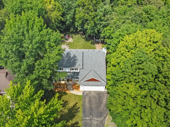 808 Maplewood Dr, Delano, MN 55328