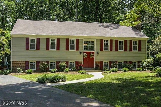 1st image of 2409 Beekay Ct