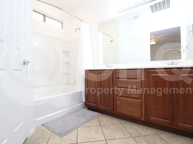 21066 E Munoz St — Photo 17