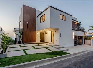 3859 Sherwood Pl, Sherman Oaks, CA 91423