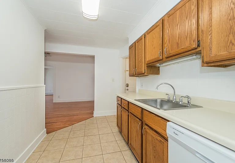 55 Madison St #3 — Photo 4