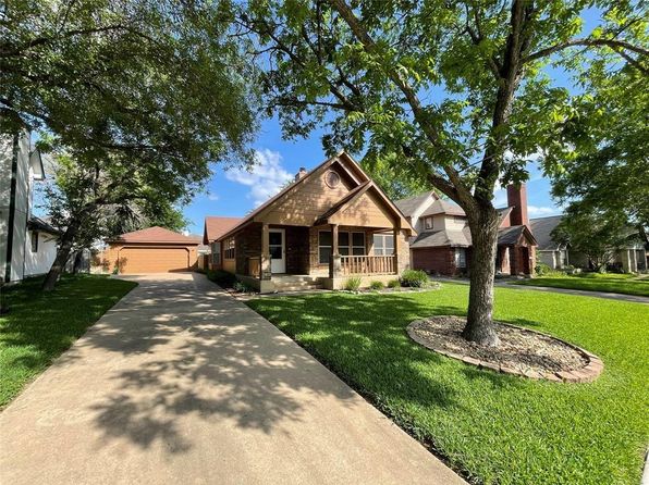 16917 Ardisia Dr