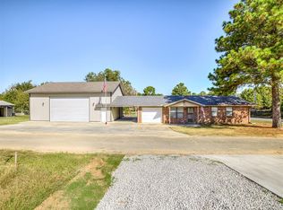 1812 Sunset Dr, Eufaula, OK 74432