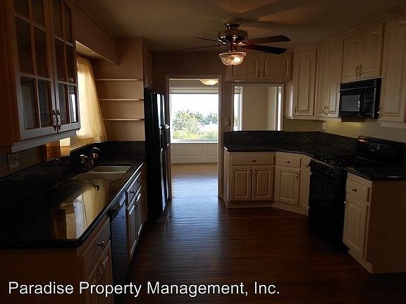 5th image of 320 Mariposa Dr