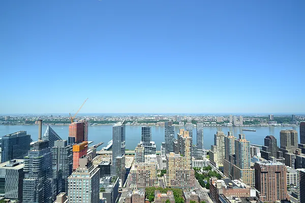 Rented by Lasri Group Inc | media 2