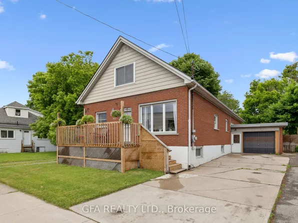 313 Upper Gage Ave, Hamilton, ON L8V 4H6