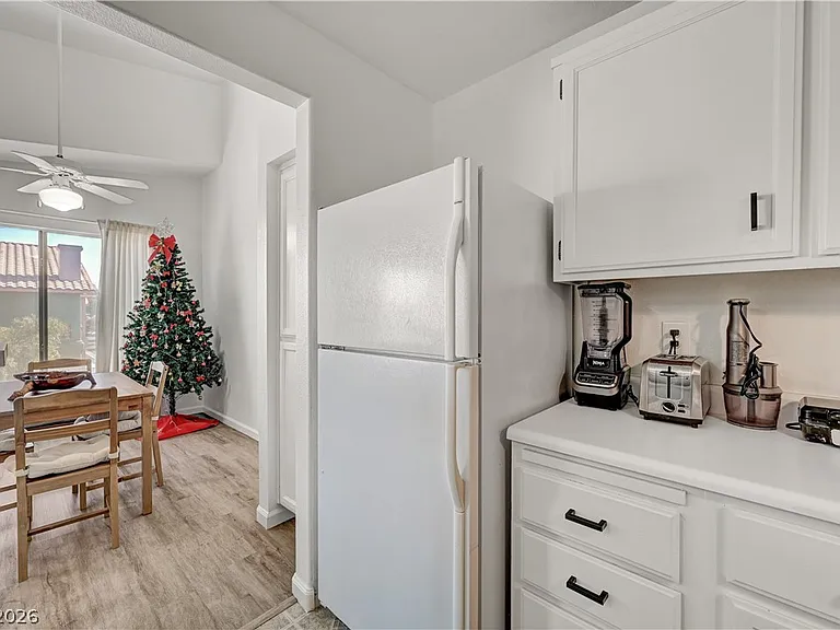 8450 Alta Dr #229 — Photo 12