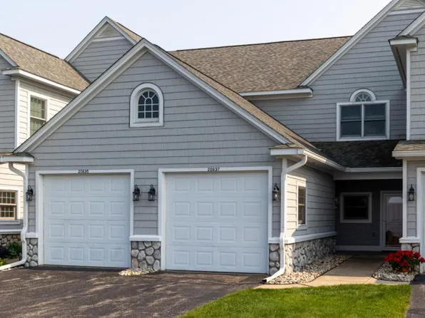 20637 Northern Lights Ln, Mackinaw City, MI 49701