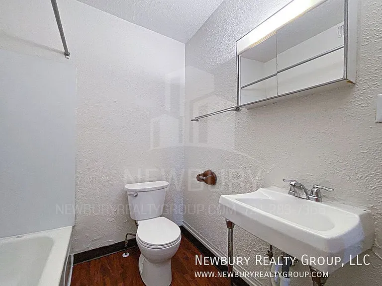 37 Hickory St — Photo 38