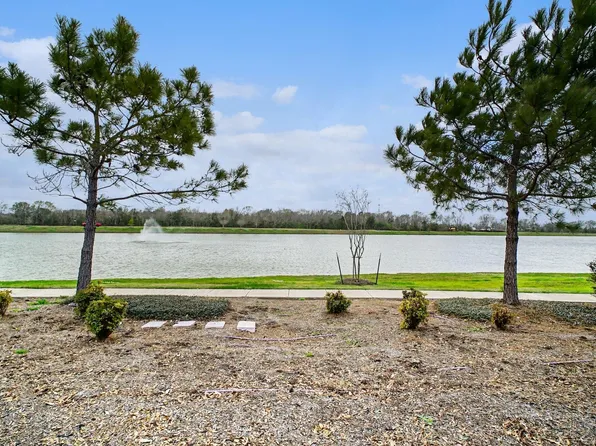 10602 Wagner St, Iowa Colony, TX 77583