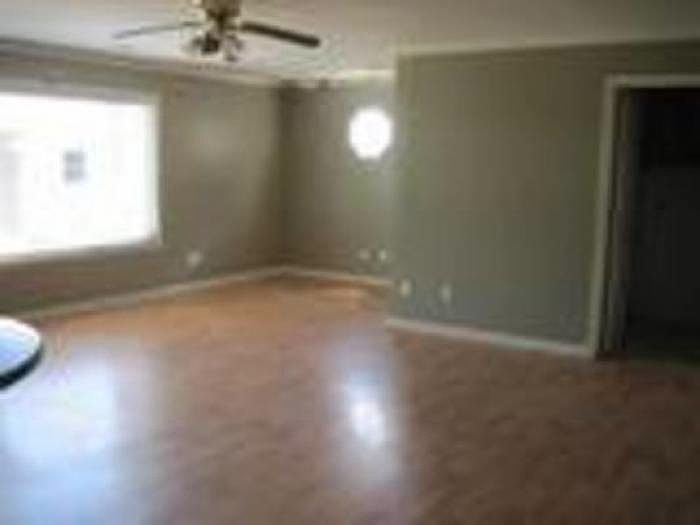2nd image of 2916 Butler Dr