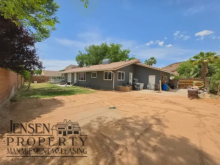 1151 W Wesley Powell Dr — Photo 36