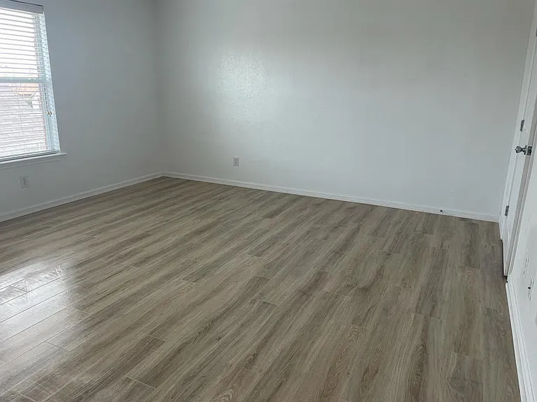 101 Cliffbrook Dr — Photo 16