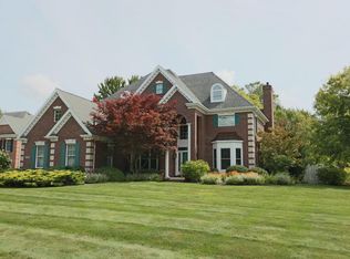 3185 Estates Dr N, Saint Joseph, MI 49085