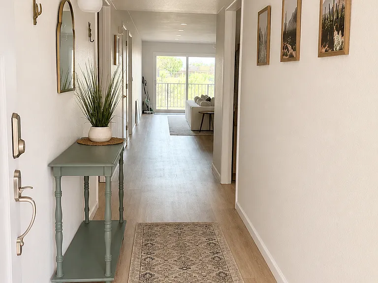 5542 N Camino Arenosa — Photo 1