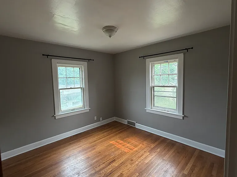 3631 Rolliston Rd #2 — Photo 4
