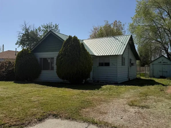 633 E 2nd St, Emmett, ID 83617
