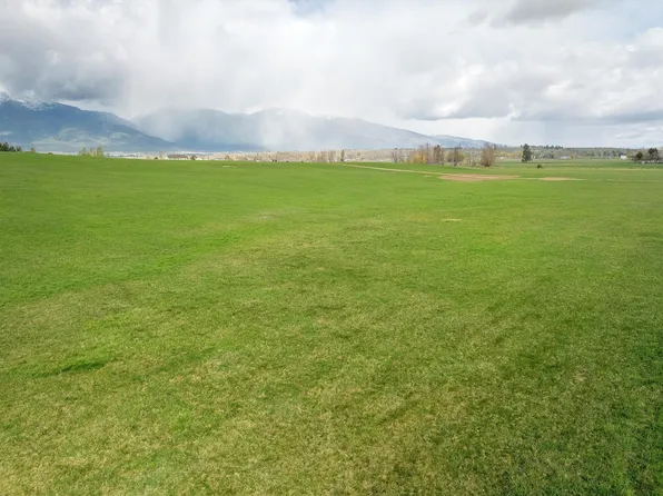 752 Lazy Heart Dr, Stevensville, MT 59870