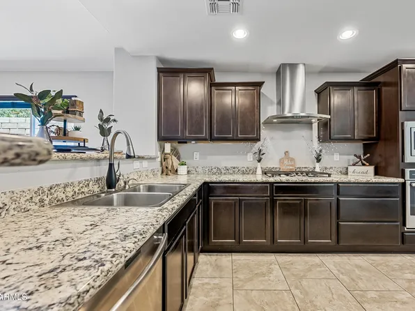 5032 S Curie Way, Mesa, AZ 85212