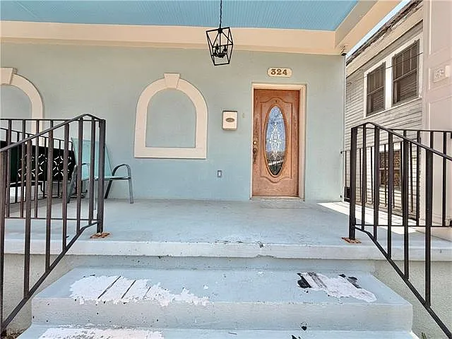 324 S Pierce St — Photo 4