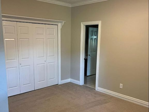 5th image of 2629 Quarter Ln SE