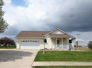 104 Old Bog Rd, Avilla, IN 46710