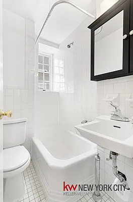 Rented by Keller Williams NYC | media 17