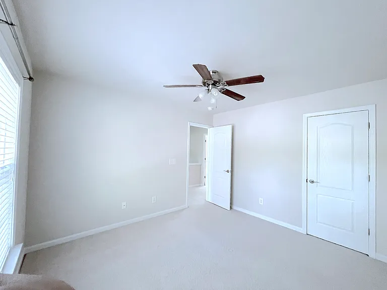 422 Selwood Pl — Photo 33