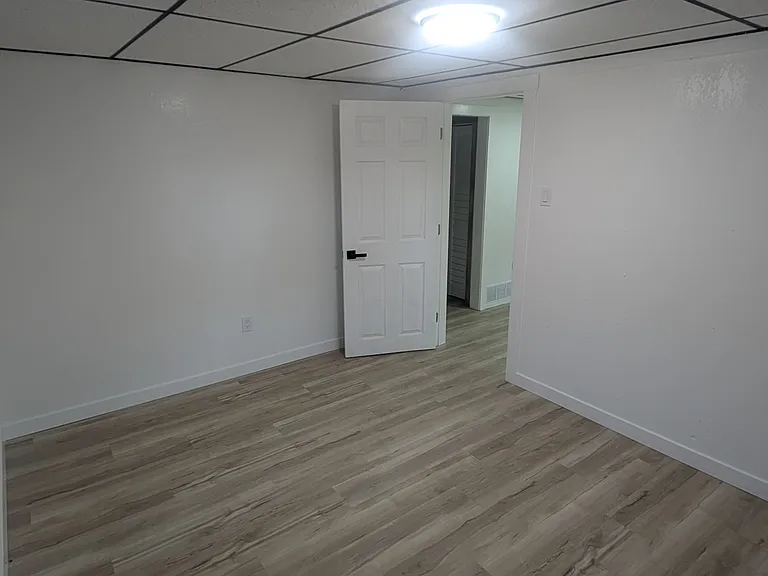 Bedroom 1 second angle