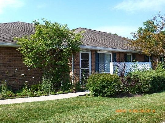 1st image of 277 Residence Dr #277