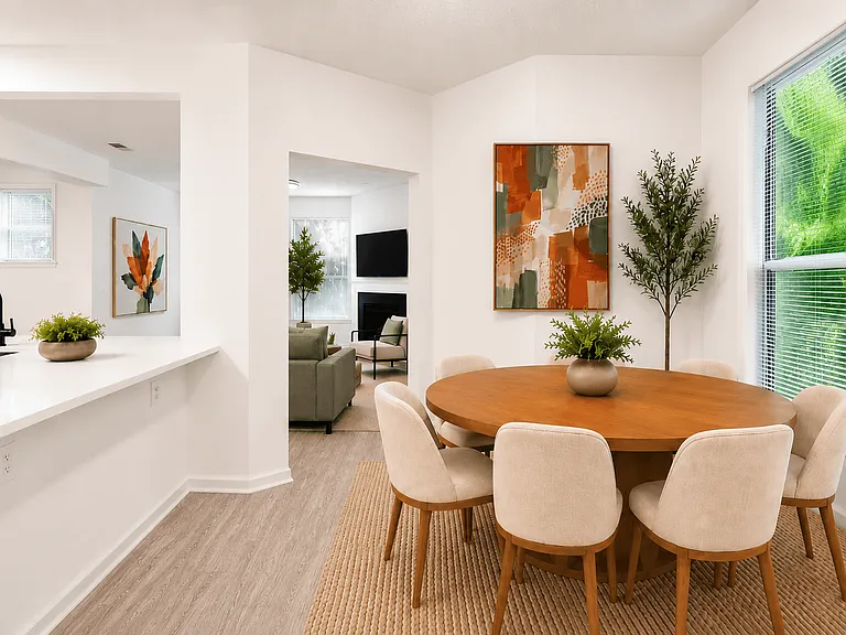 Cambridge Apartments — Photo 25