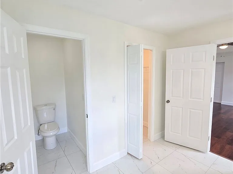 124 Clinton Ave — Photo 15