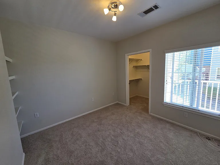 2682 S Cathay Way #204 — Photo 9
