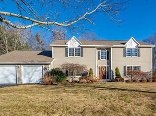 9 Hillside Rd, Hudson, MA 01749