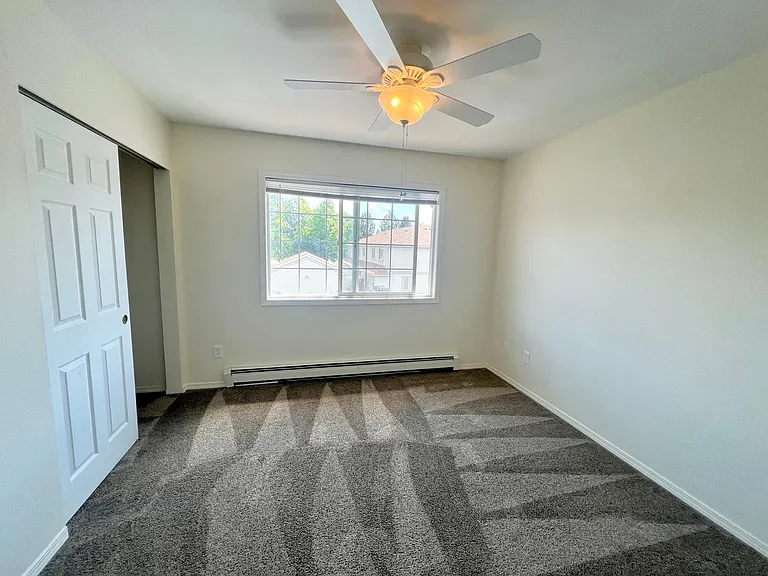 209 E 18th Ave #D16 — Photo 22