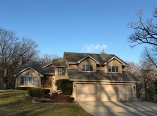 33 W Eureka Dr, Lemont, IL