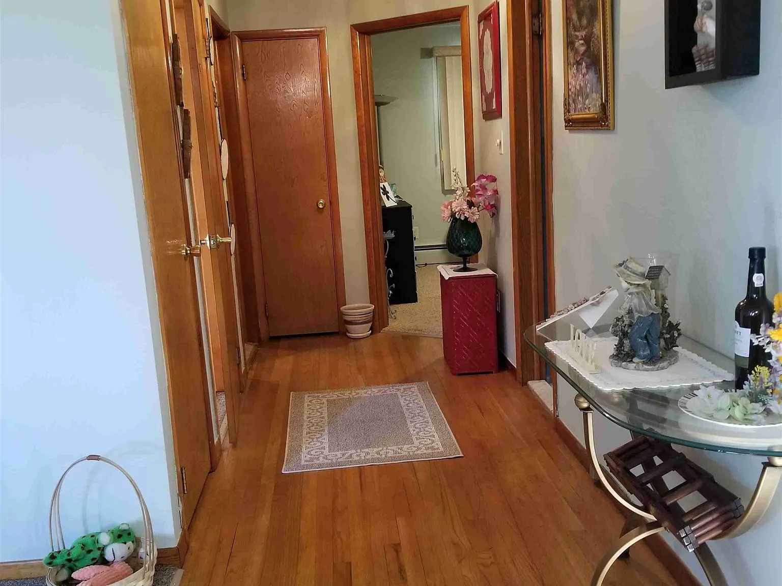 2 bed, 1.0 bath, $1,875 — Photo 3