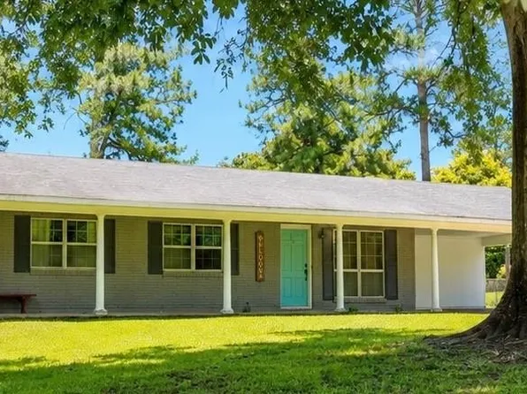 383 Daniels Rd, Ball, LA 71405