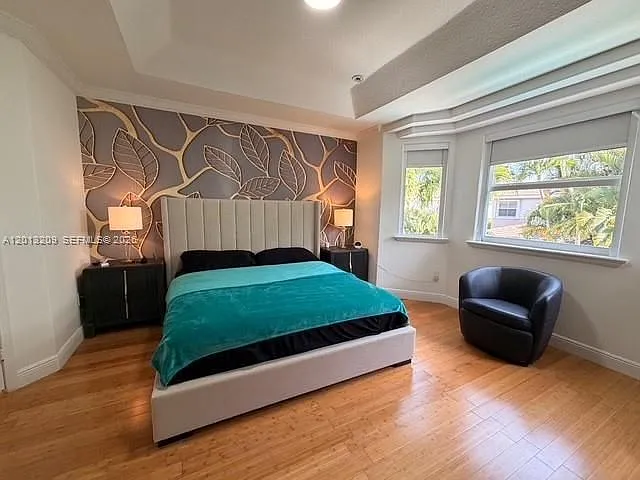 4 bed, 3.5 bath, 2305 sqft, $6,350 — Photo 3