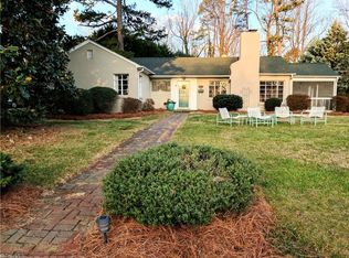 1833 Sussex Ln, Winston Salem, NC 27104